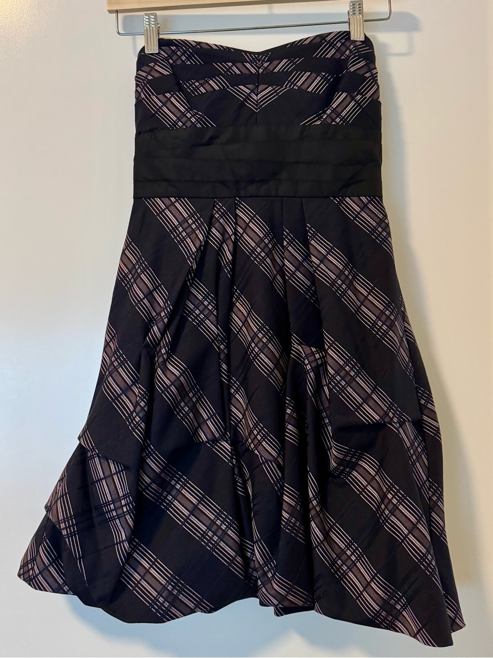 BCBGMAXAZRIA Black & Blush Plaid Strapless Bubble Hem Cocktail Dress size 0